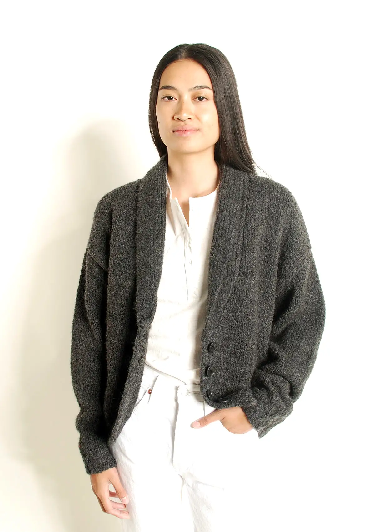 Cardigan ° Charcoal