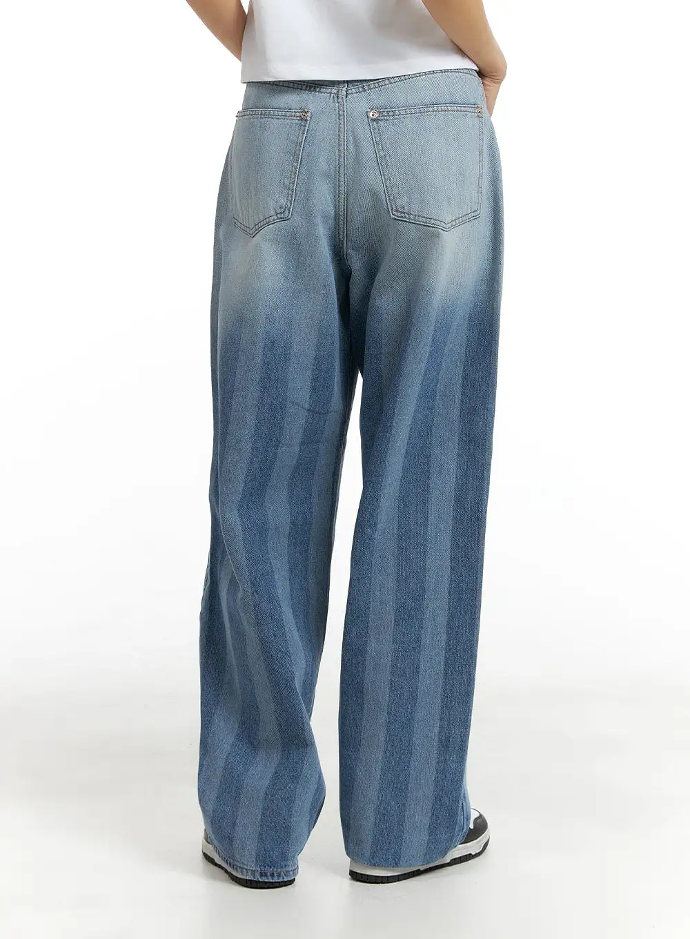 Faded Striped Baggy Jeans CM407