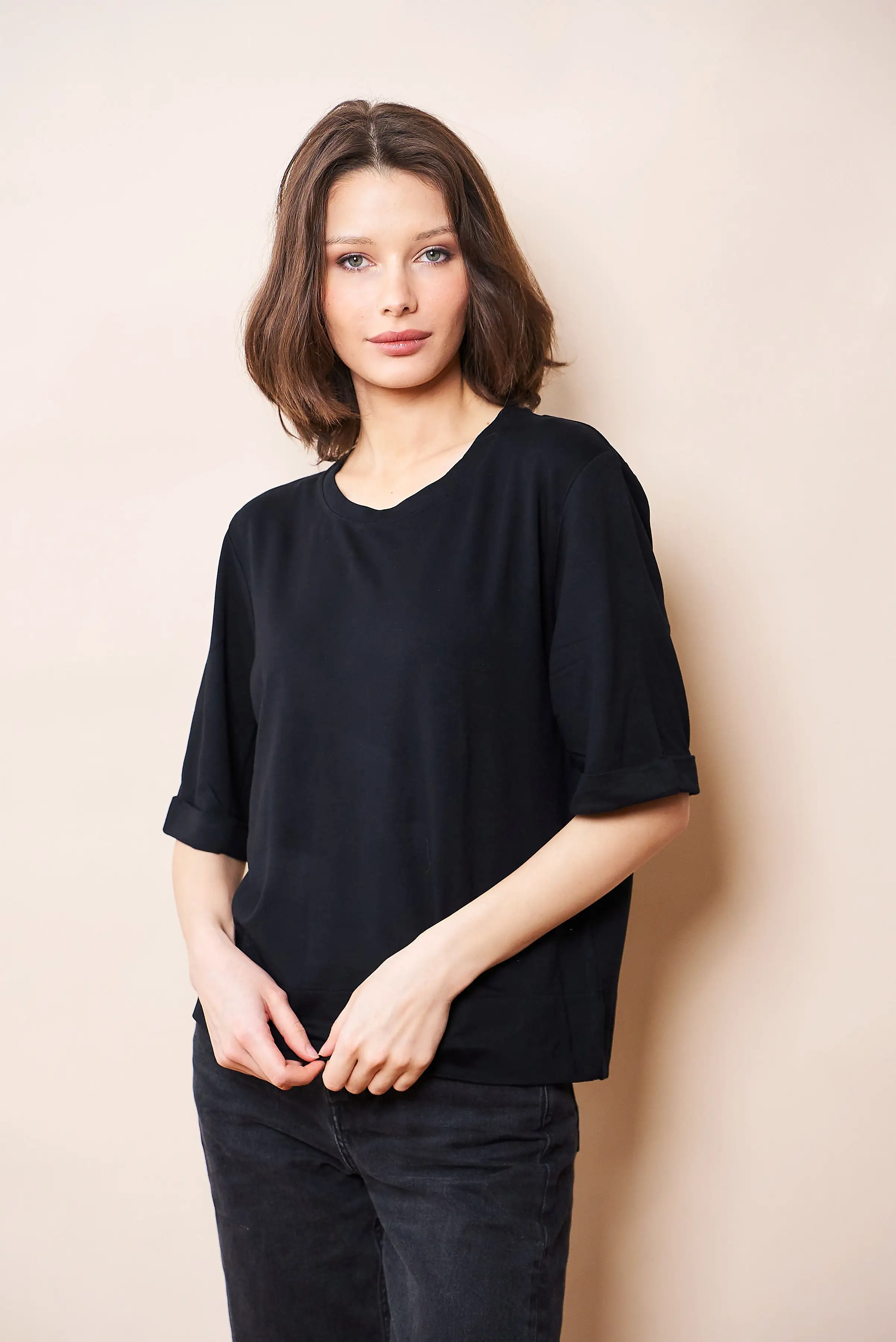 French Terry Semi Relaxed Elbow Sleeve Pullover in Noir