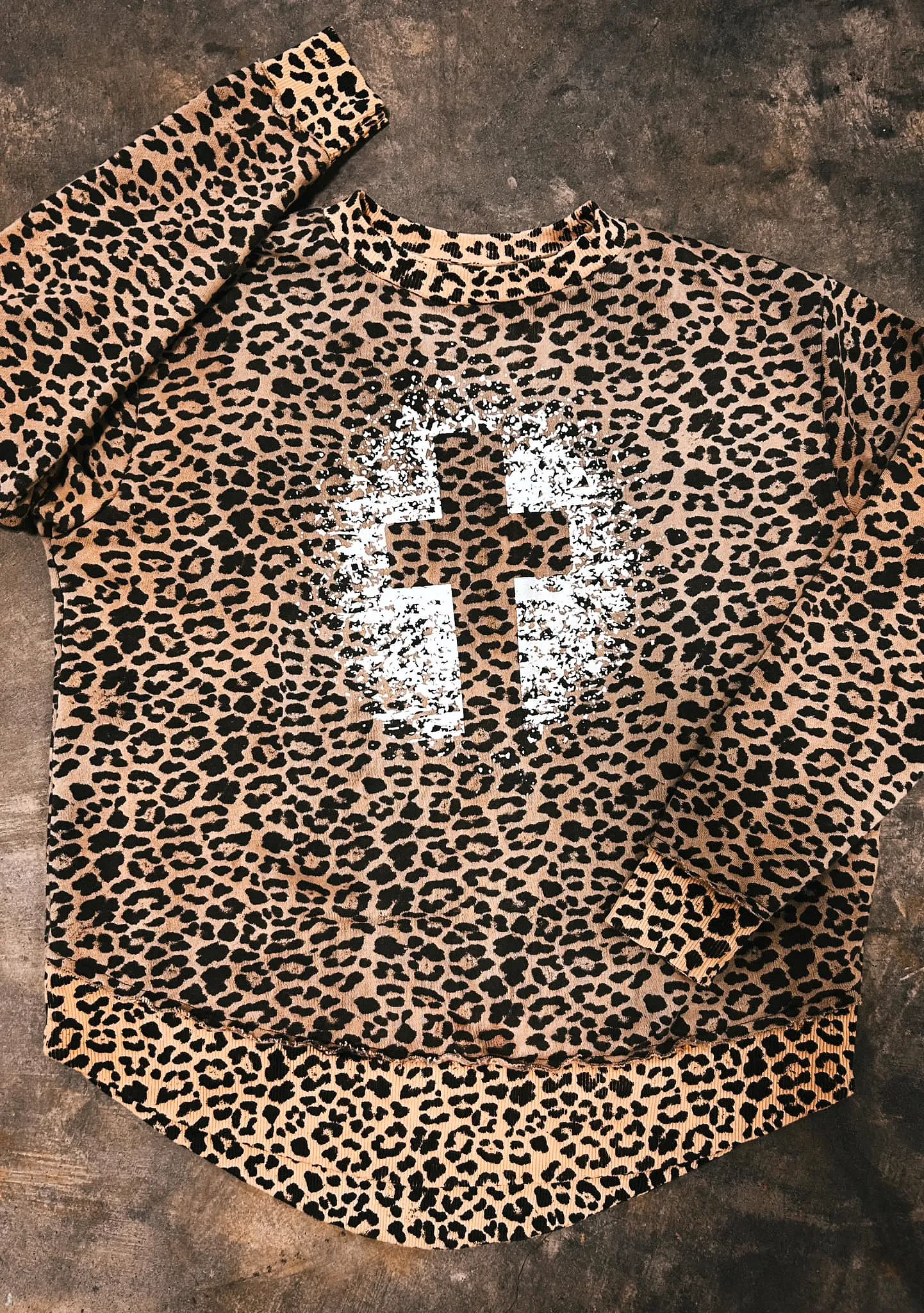 Grunge Cross Leopard Pullover