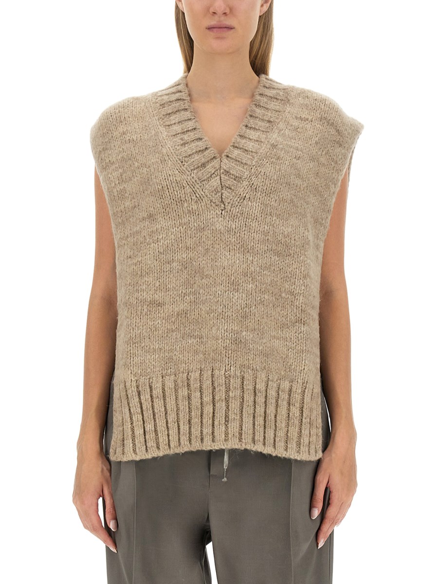 MAISON MARGIELA    VEGETABLE DYED KNIT VEST