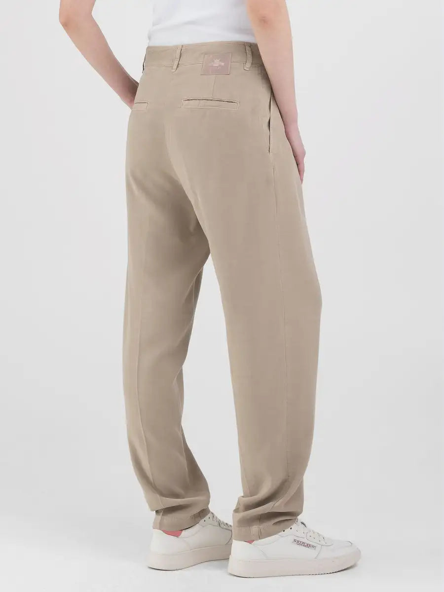 Replay PE24 Pantalone Carrot Fit con Pinces Sahara Woman