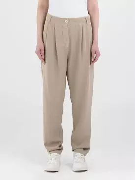 Replay PE24 Pantalone Carrot Fit con Pinces Sahara Woman