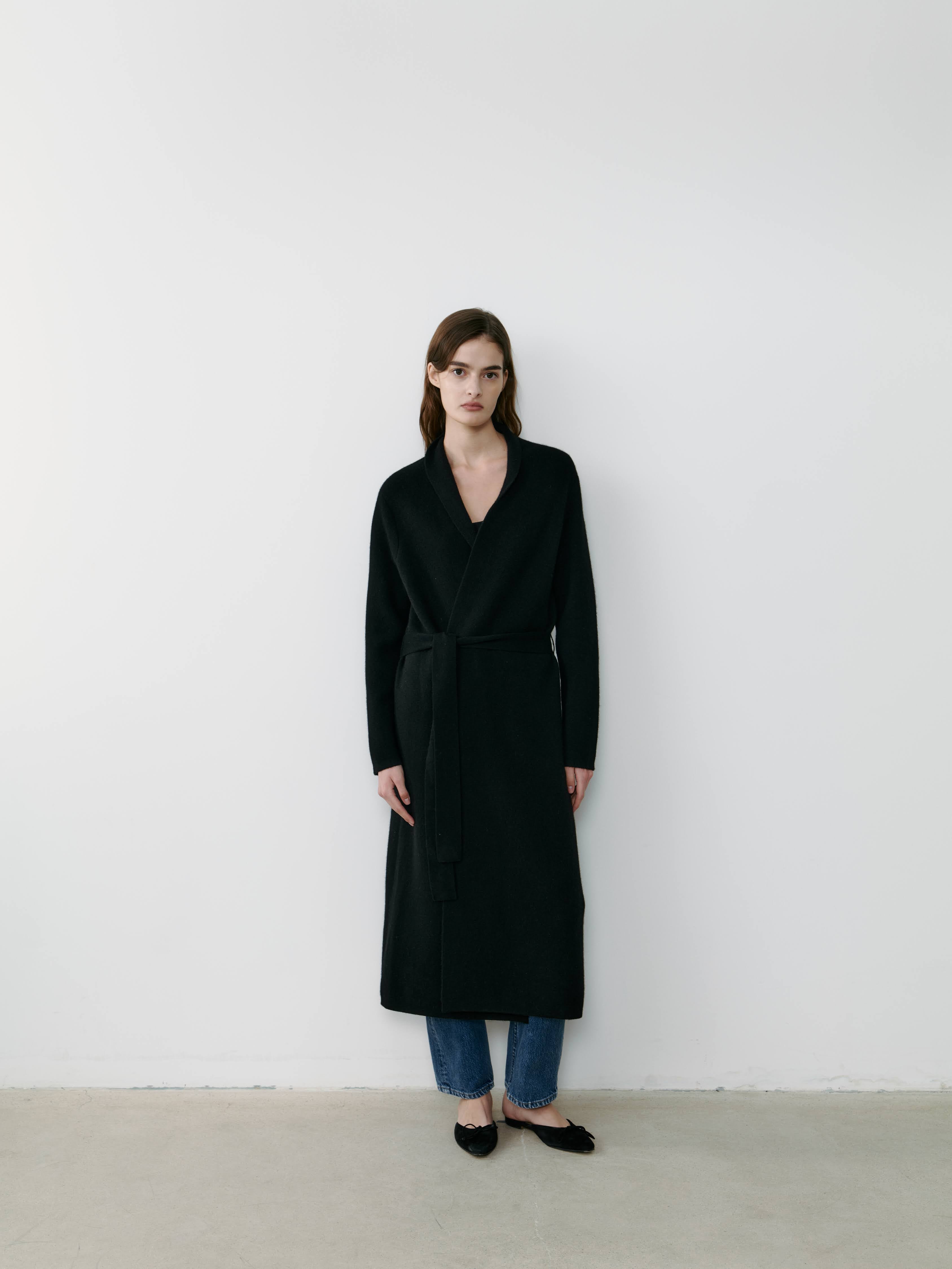 THE LONG CASHMERE CARDIGAN - BLACK