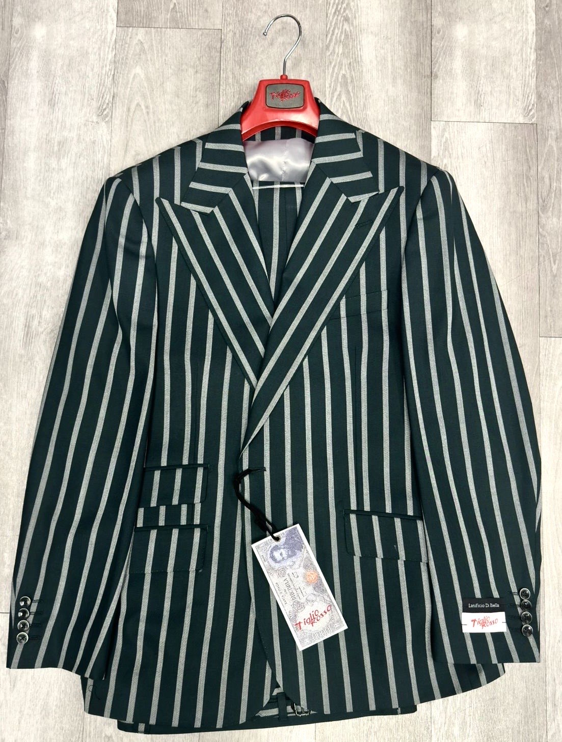 Tiglio Rosso Orvietto  Wool Suit/Vest TL4123 Green Pinstripe