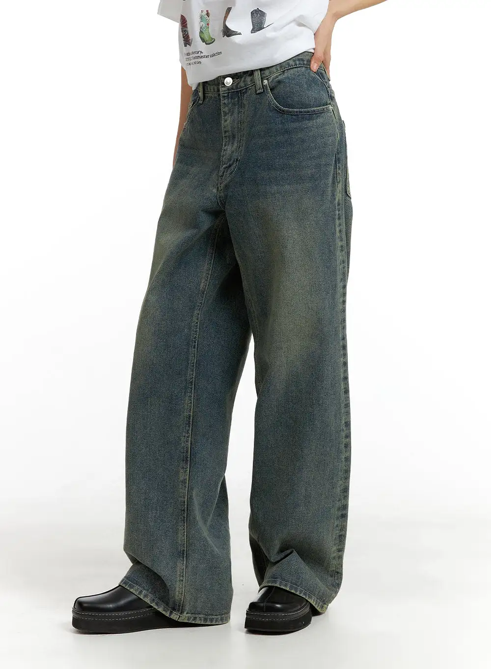 Urban Chic Washed Straight Unisex Jeans CM407