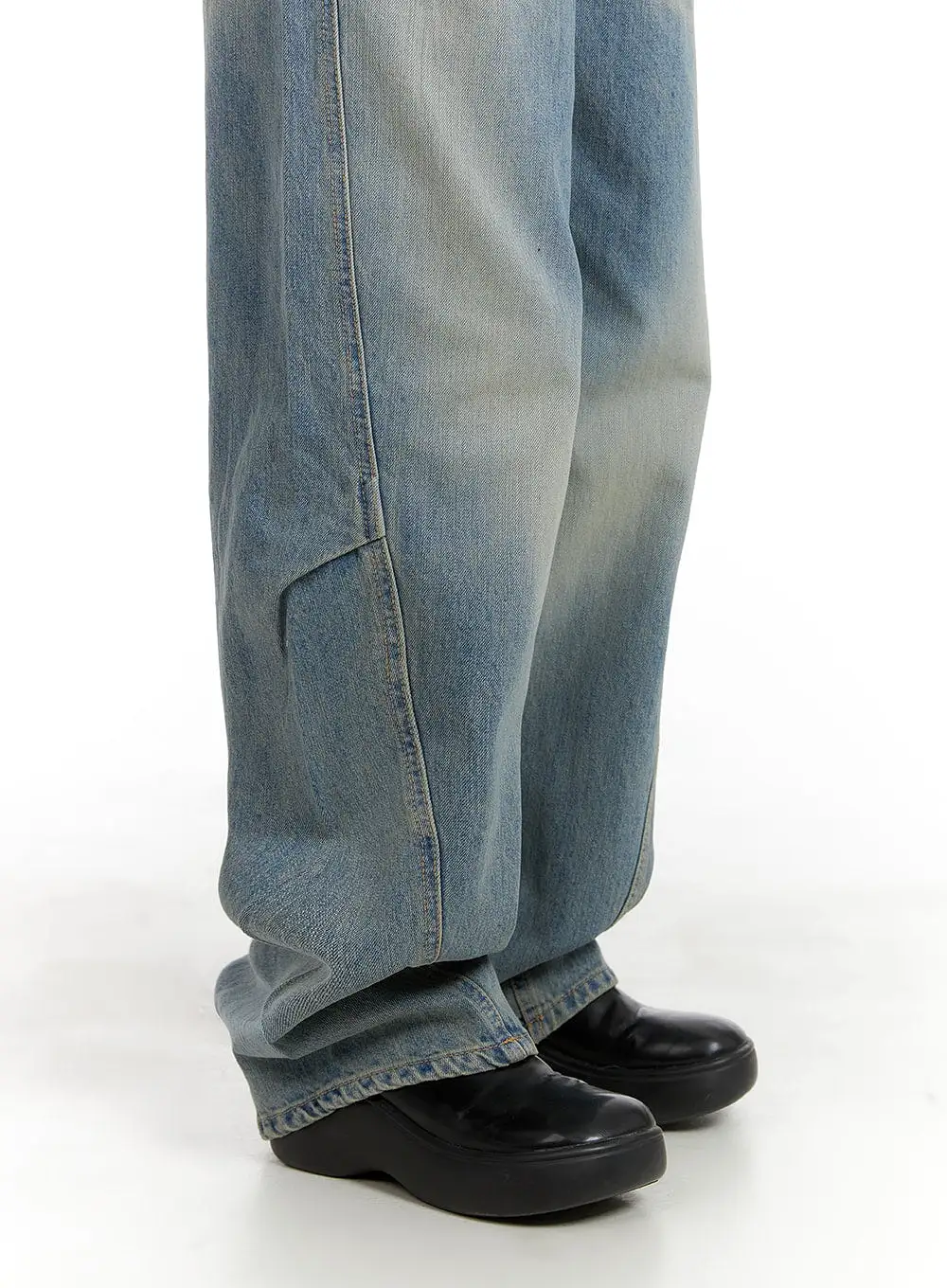 Washed Baggy Jeans CA404