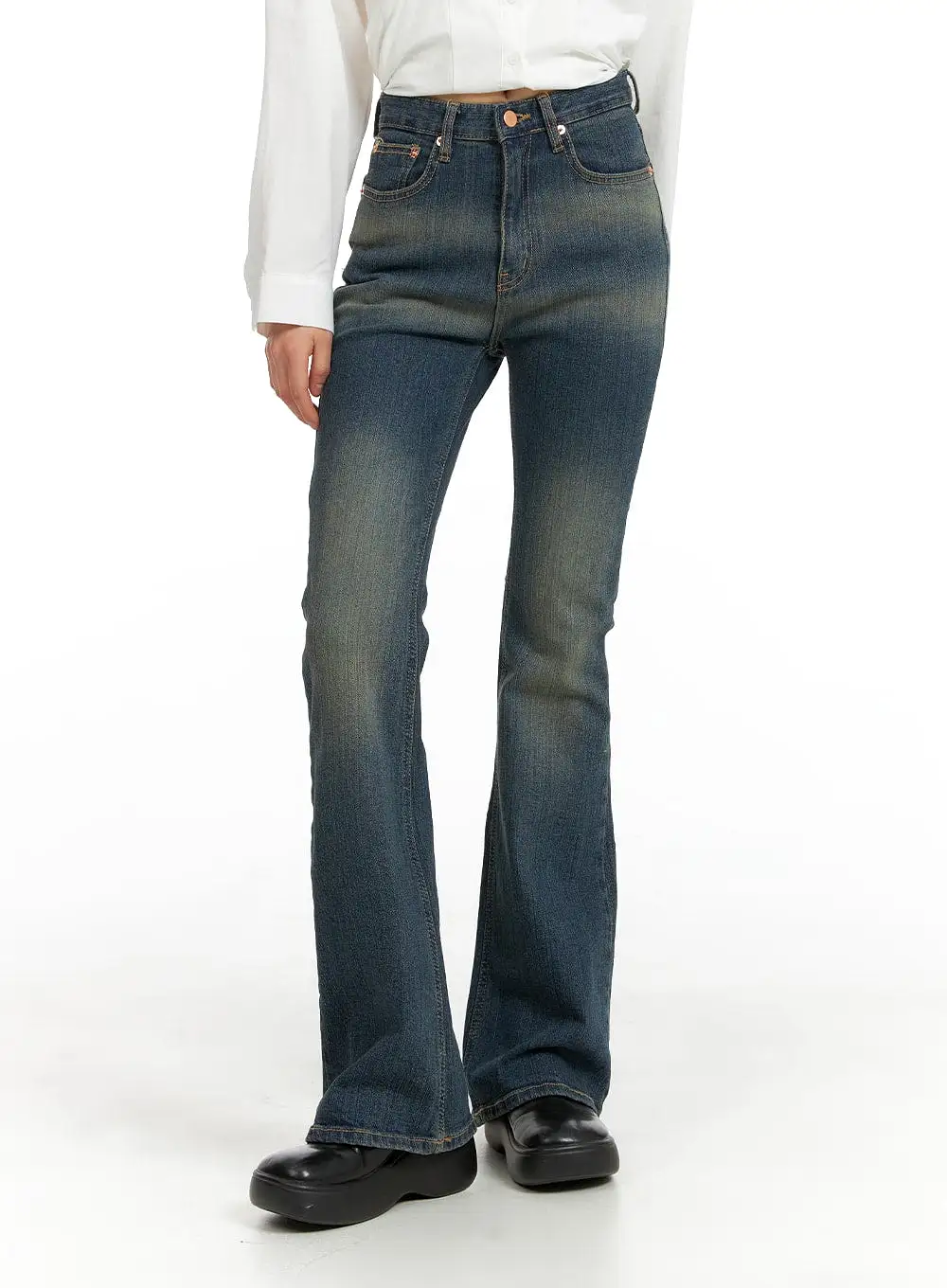 Washed Flared Jeans CM413