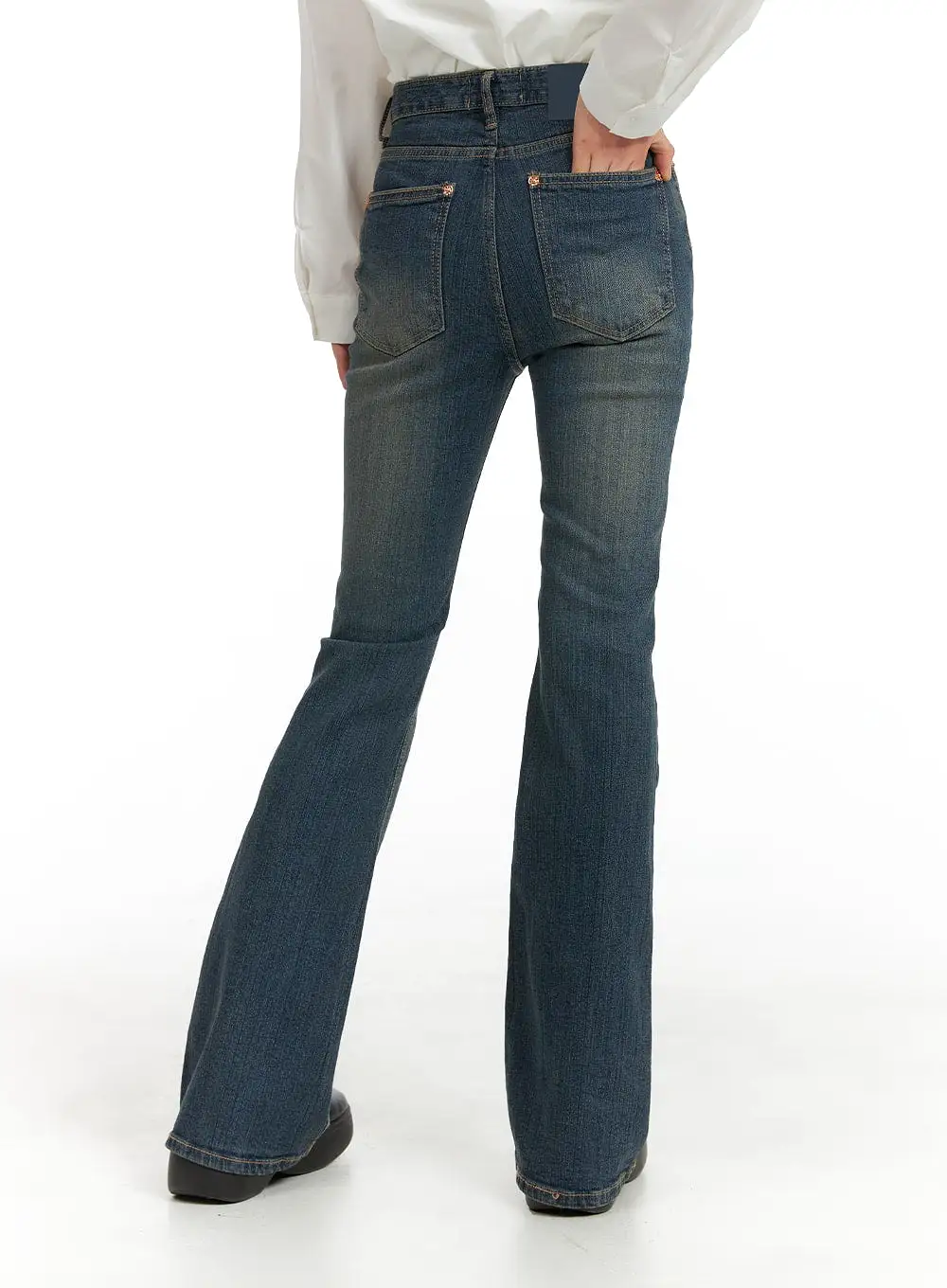 Washed Flared Jeans CM413