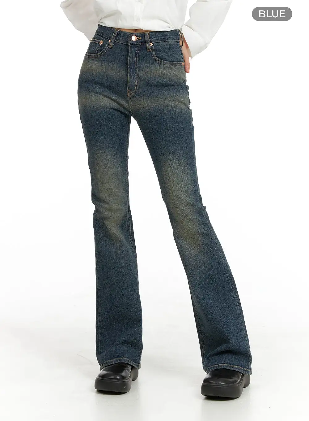 Washed Flared Jeans CM413